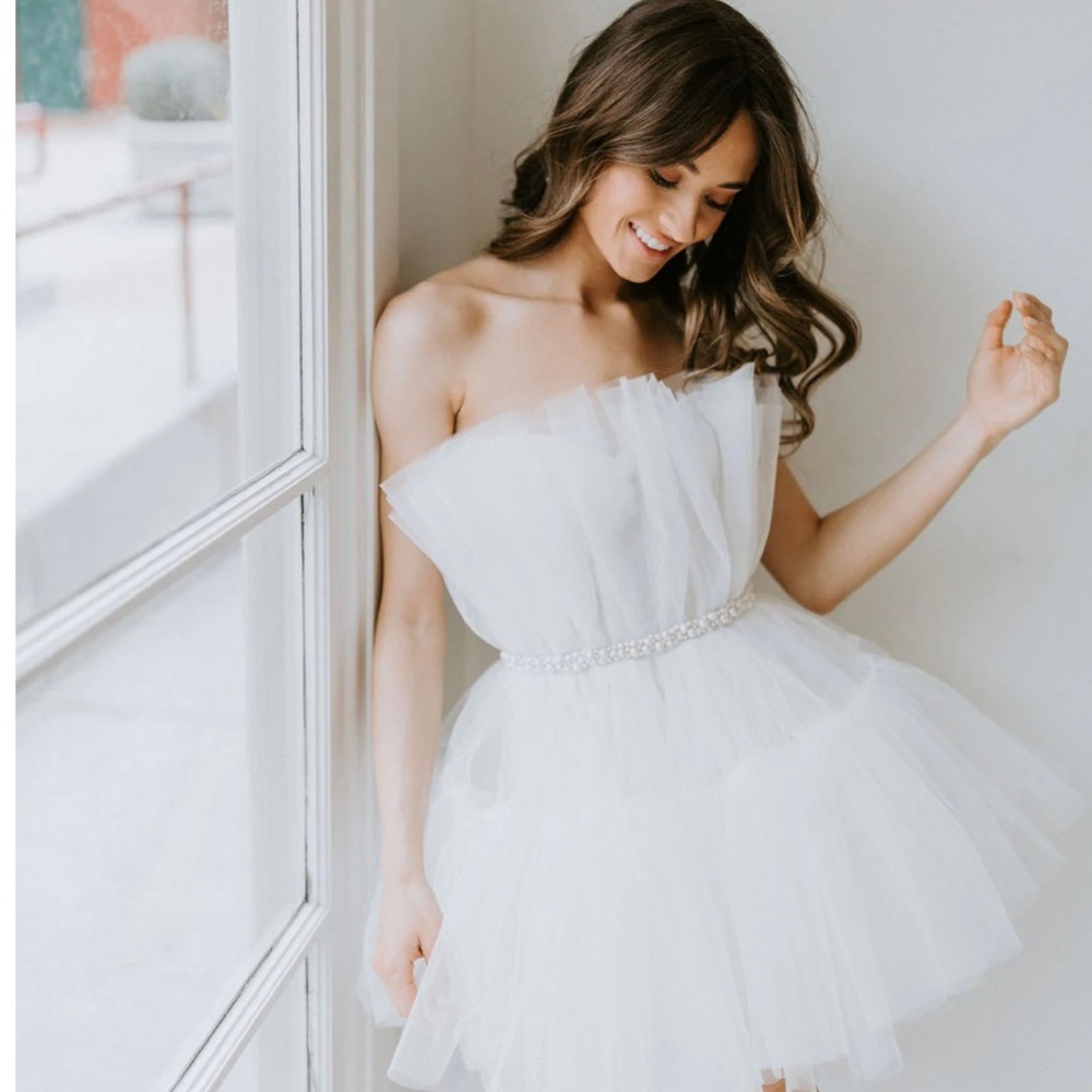 Untamed petals Millie mini dress